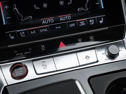 Used 2025 Audi RS 6 performance image 58