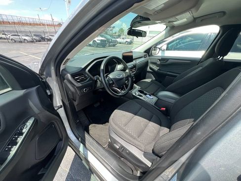 Used 2024 Ford Escape Active AWD/4WD image 5