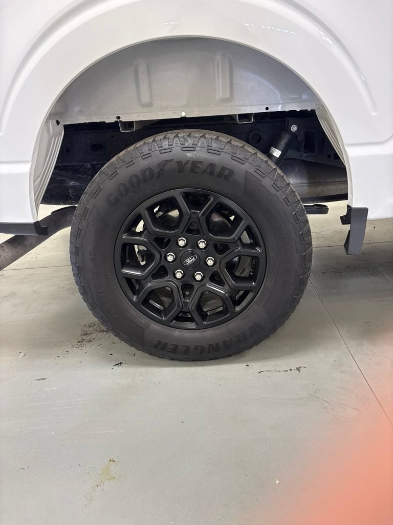 Used 2025 Ford F150 XLT w/ Equipment Group 301A Standard AWD/4WD image 30