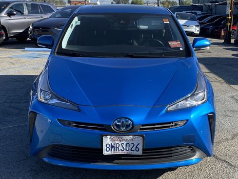Used 2019 Toyota Prius XLE w/ Advanced Technology Package image 3