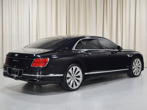 Certified 2020 Bentley Flying Spur W12 image 3