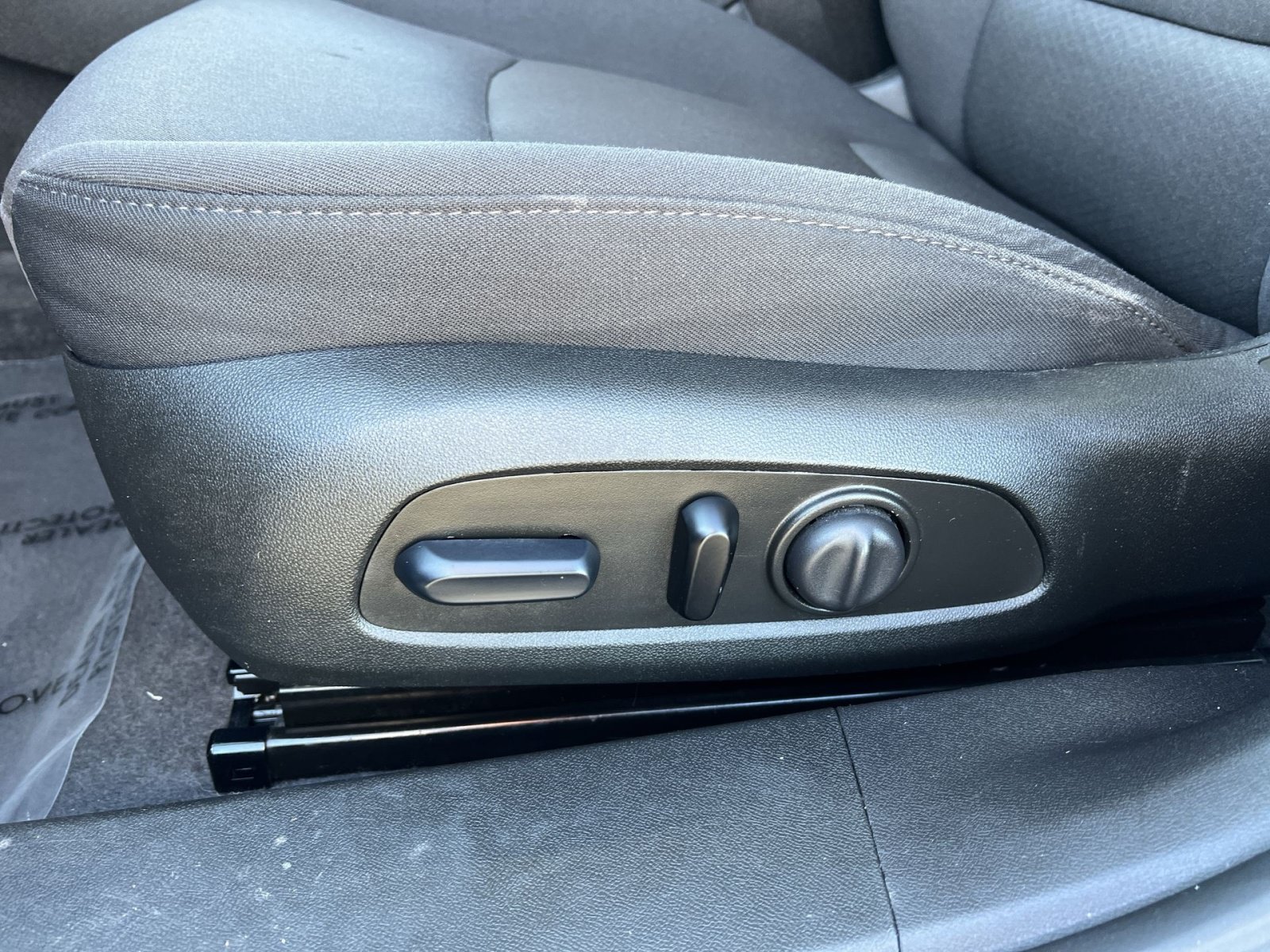 Used 2023 Chevrolet Malibu LT FWD image 14