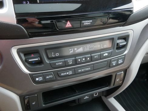 Used 2020 Honda Ridgeline RTL image 29