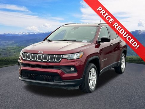 Used 2022 Jeep Compass Latitude w/ Convenience Group image 1