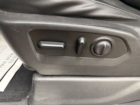 Used 2020 Chevrolet Silverado 2500 LTZ w/ LTZ Plus Package image 39