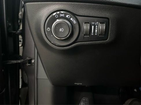 Used 2021 Jeep Compass Latitude w/ Convenience Group image 22