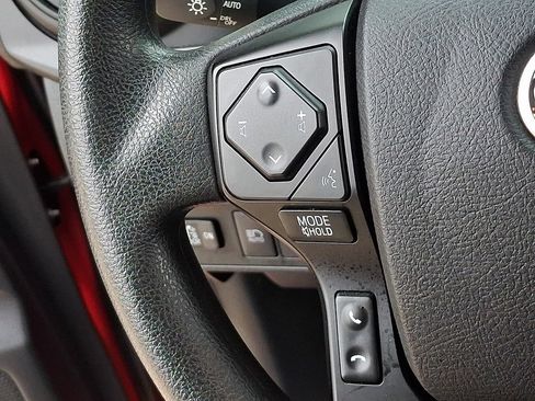 Used 2023 Toyota Tacoma SR AWD/4WD image 18