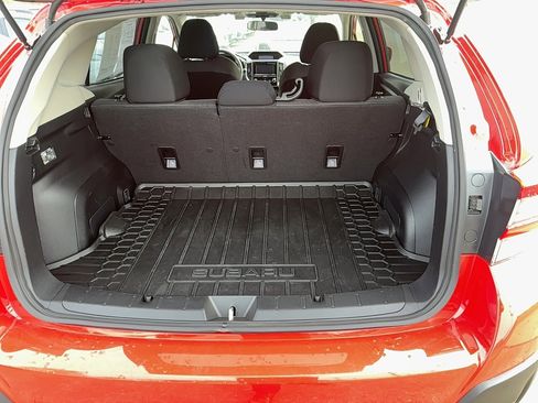 Certified 2022 Subaru Crosstrek 2.0i image 13