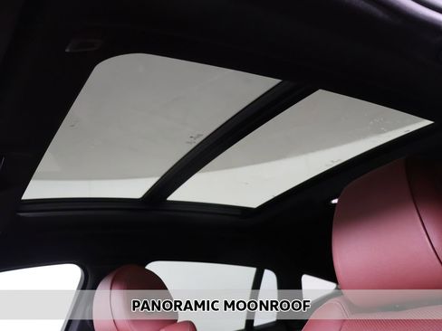 Used 2021 BMW X6 xDrive40i w/ M Sport Package AWD/4WD image 4