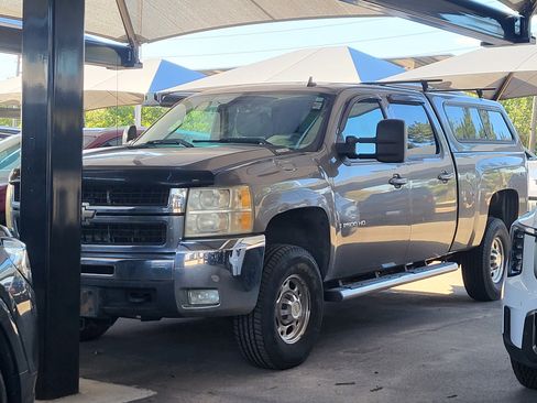 Used 2007 Chevrolet Silverado 2500 LTZ w/ Safety Package AWD/4WD image 1