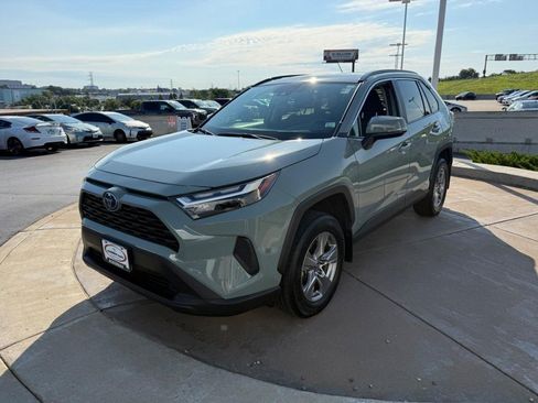 Certified 2023 Toyota RAV4 XLE w/ Convenience Package AWD/4WD image 10