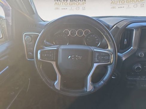 Used 2021 Chevrolet Silverado 1500 RST image 12