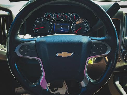 Used 2014 Chevrolet Silverado 1500 LT w/ LT Convenience Package AWD/4WD image 9