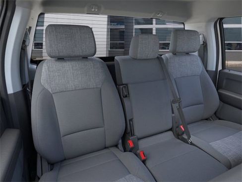 New 2025 Ford F250 XLT image 10
