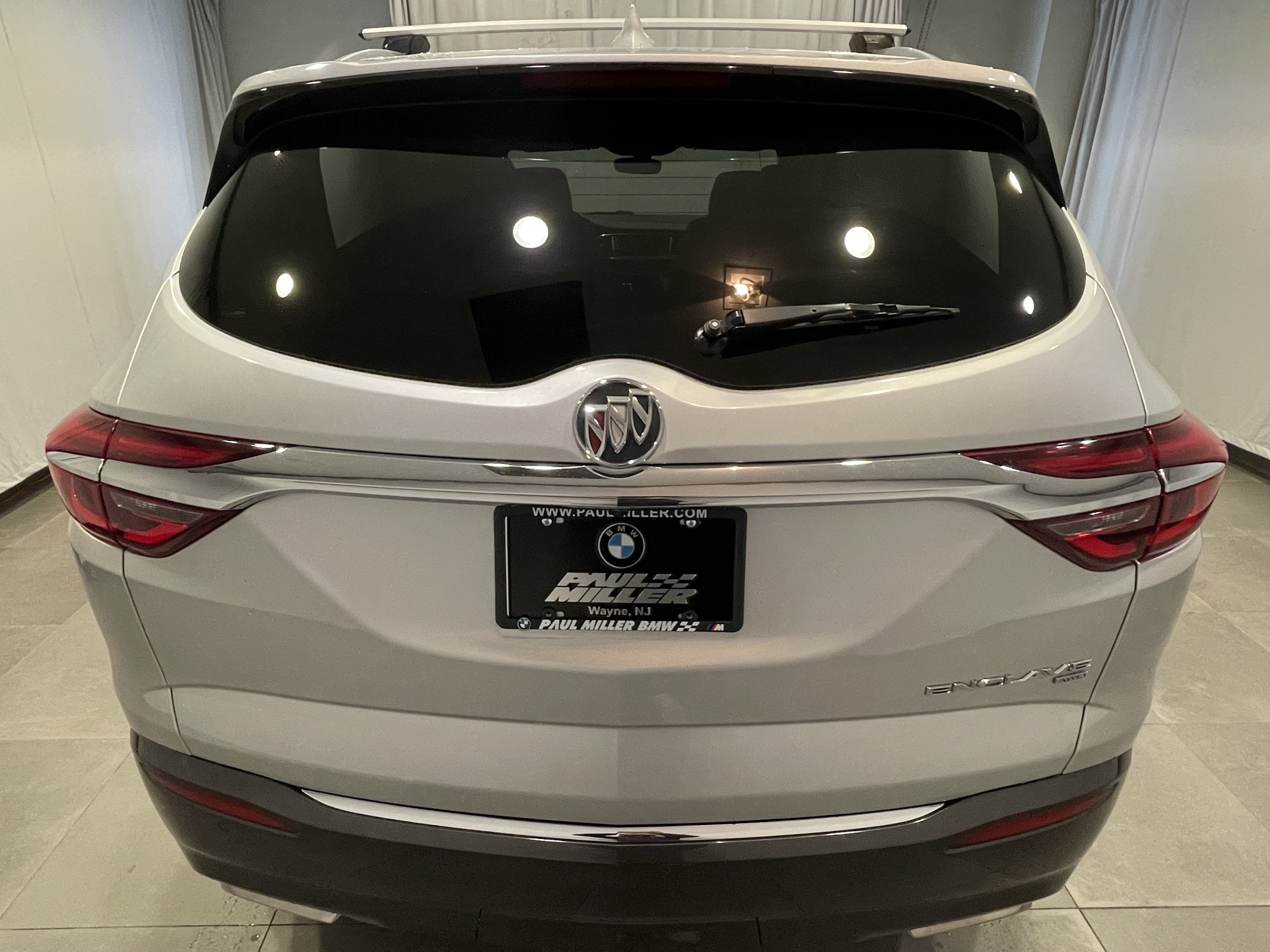 Used 2019 Buick Enclave Essence AWD/4WD image 5