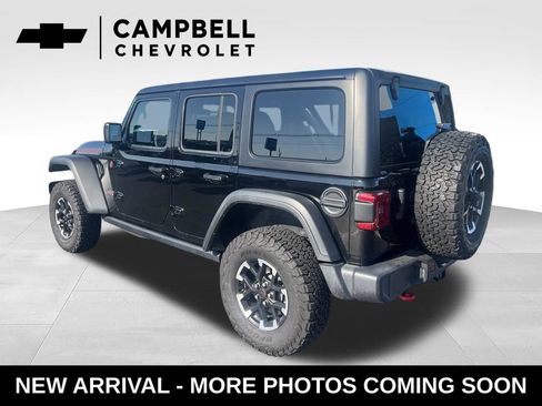 Used 2026 Jeep Wrangler Unlimited Rubicon AWD/4WD image 3