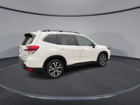 Certified 2022 Subaru Forester Limited AWD/4WD image 8