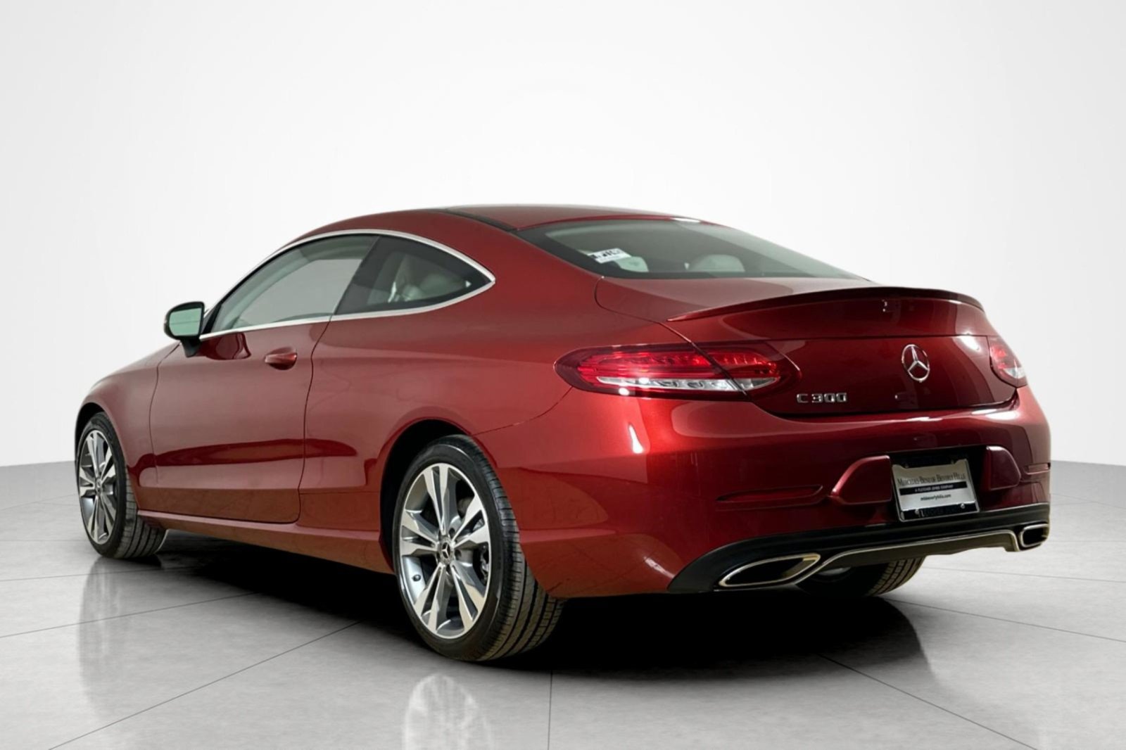 Used 2017 Mercedes-Benz C 300 Coupe image 3