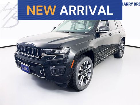 Used 2023 Jeep Grand Cherokee Overland AWD/4WD image 1