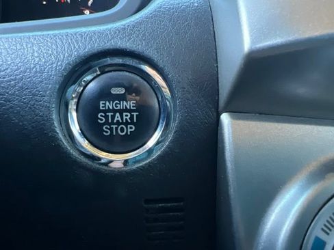 Used 2013 Toyota 4Runner Limited AWD/4WD image 20