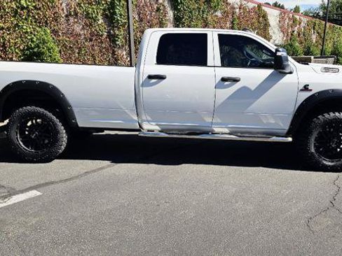 Used 2023 RAM 2500 Tradesman AWD/4WD image 4