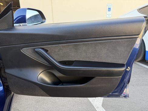 Used 2018 Tesla Model 3 Long Range image 26