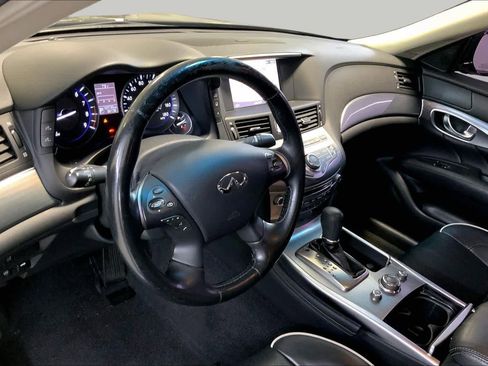 Used 2019 INFINITI Q70 L 3.7 AWD/4WD image 17