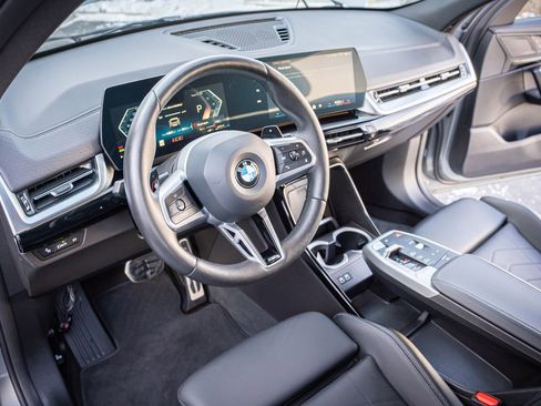 Used 2025 BMW X2 xDrive28i image 15