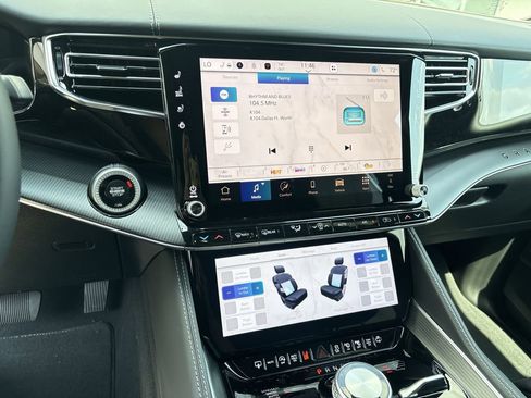 New 2026 Jeep Grand Wagoneer Summit AWD/4WD image 15