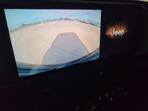 Used 2024 Jeep Wrangler Sport image 20