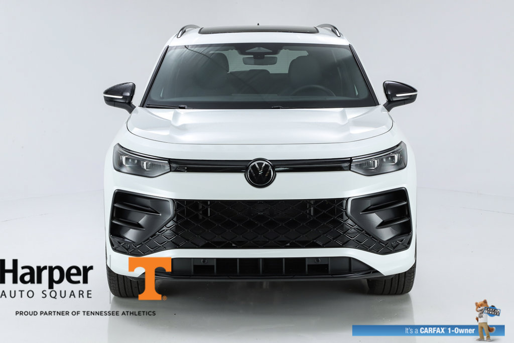 Used 2025 Volkswagen Tiguan SE R-Line AWD/4WD image 55