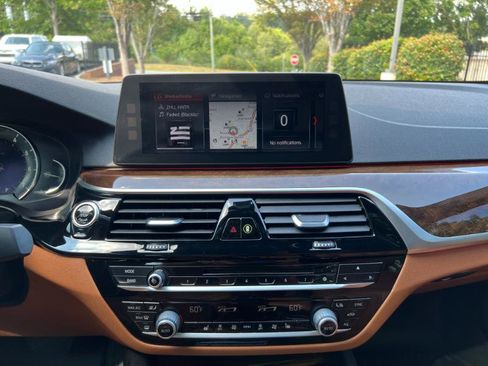 Used 2018 BMW 540i image 34