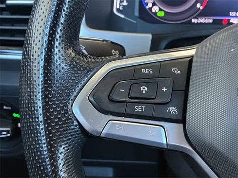 Used 2022 Volkswagen Atlas SEL Premium image 26