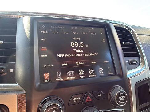 Used 2016 RAM 1500 Laramie w/ Convenience Group image 42