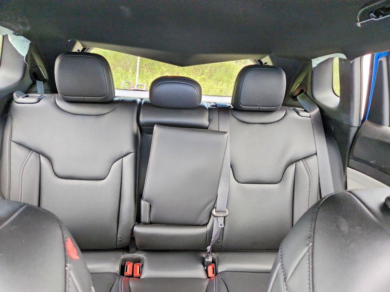 Used 2026 Jeep Compass Limited AWD/4WD image 6