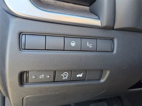 New 2026 Nissan Rogue Platinum image 28