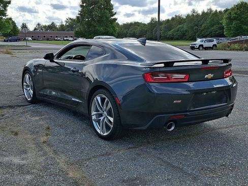 Used 2018 Chevrolet Camaro SS image 8