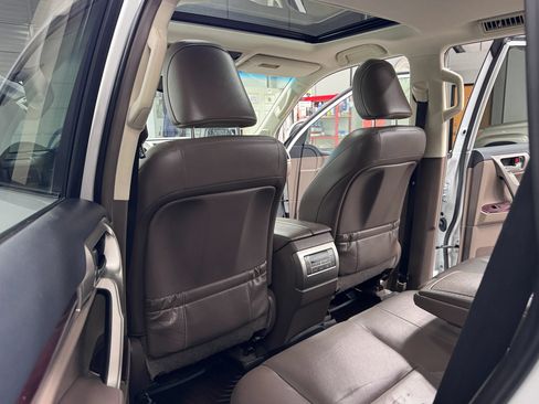 Used 2017 Lexus GX 460 AWD/4WD image 18