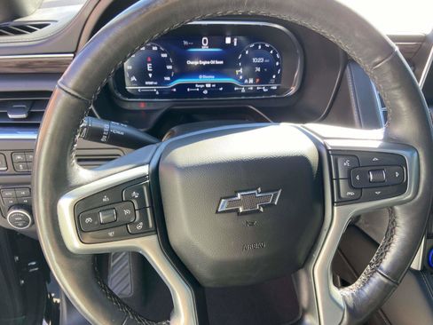 Used 2022 Chevrolet Tahoe Z71 w/ Off-Road Capability Package image 11