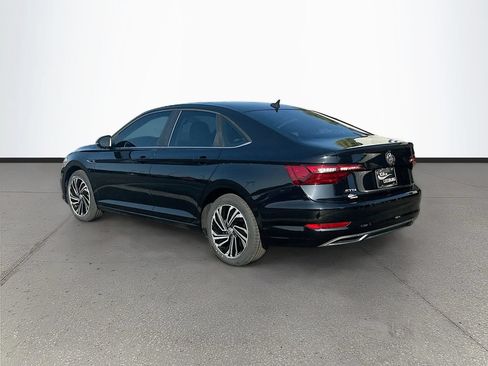 Used 2021 Volkswagen Jetta SEL Premium FWD image 5