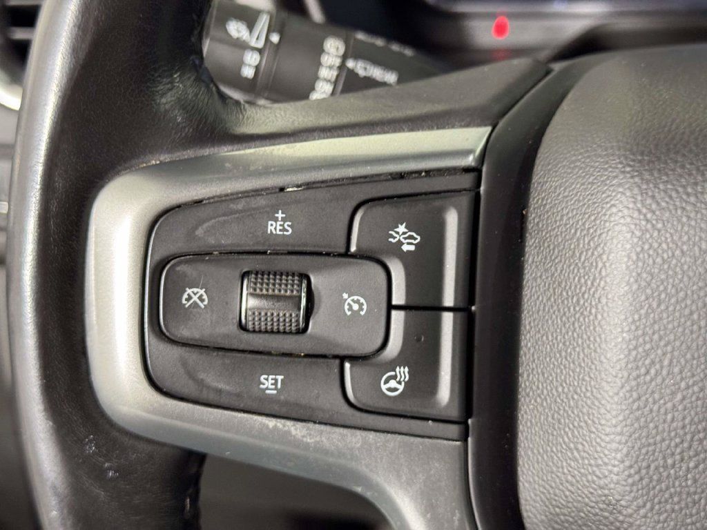 Used 2022 Chevrolet Suburban LT w/ LT Signature Package AWD/4WD image 21