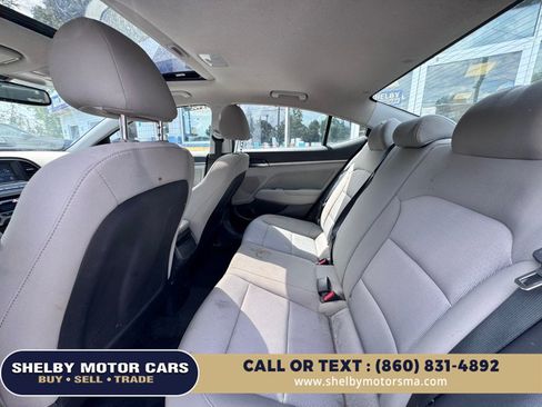 Used 2018 Hyundai Elantra Value Edition FWD image 17