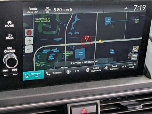 Certified 2024 Honda Pilot Touring image 12