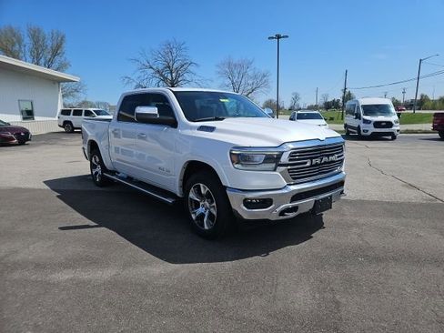 Used 2022 RAM 1500 Laramie AWD/4WD image 4