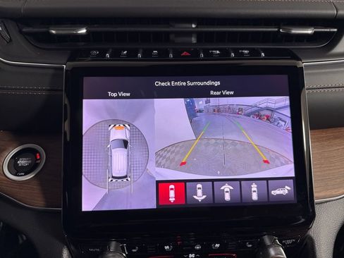 Used 2022 Jeep Grand Cherokee Summit image 28