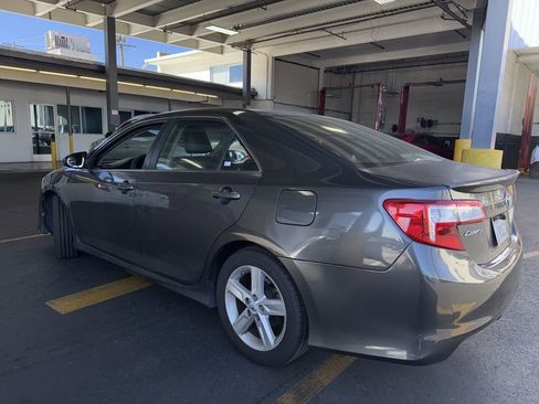 Used 2012 Toyota Camry SE image 13