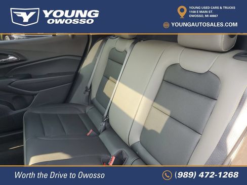 Used 2025 Chevrolet Trax ACTIV w/ Sunroof Package FWD image 28