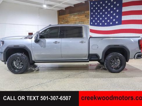 Used 2024 GMC Sierra 2500 Denali w/ Denali Reserve Package AWD/4WD image 6