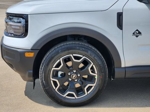 New 2026 Ford Bronco Sport Outer Banks AWD/4WD image 9