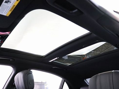Used 2022 Mercedes-Benz S 500 4MATIC image 10